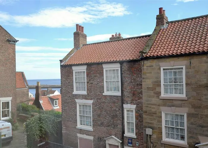 Peony Rose Holiday home Whitby